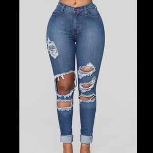 Fashion nova ripped jeans